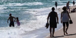 The Risks of ‘Ghost Vacationing’ During the Holiday Season