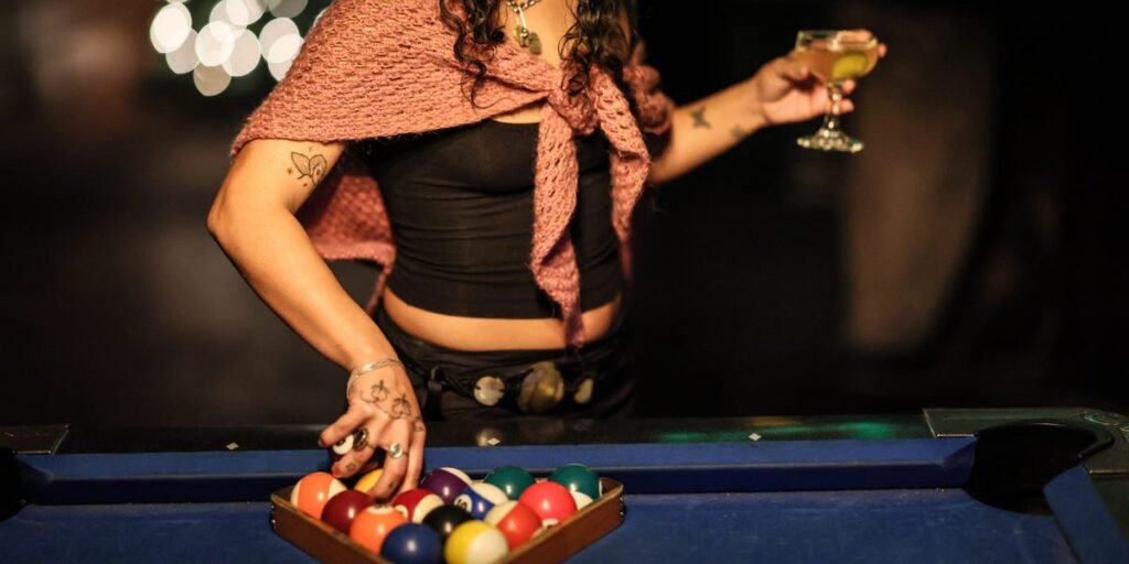 Gen Z’s Unusual Approach to Alcohol Is Forcing Bars to Switch Gears