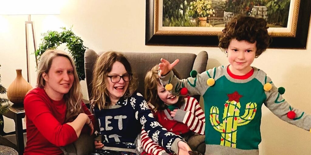 I’m Alone for the Holidays for the First Time, and I’m Thrilled