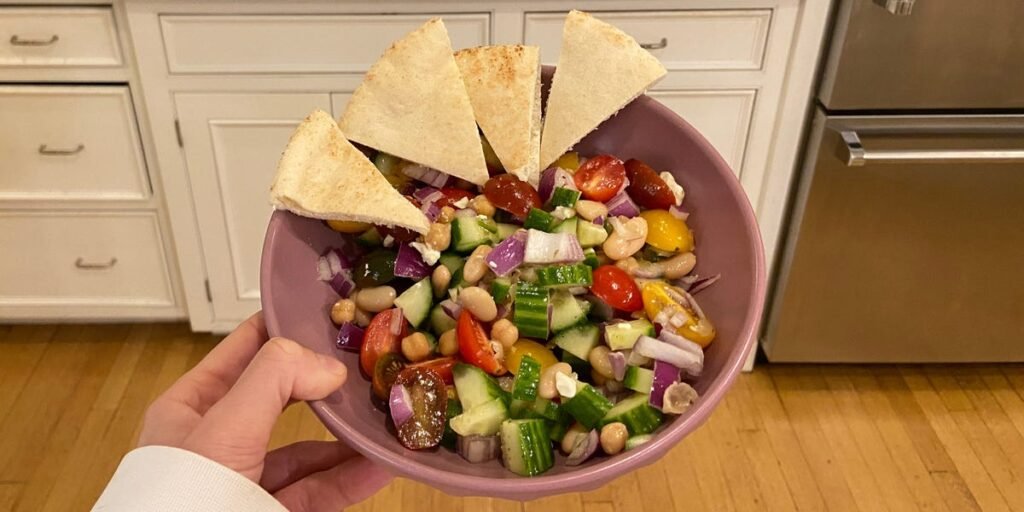 My Easy Lunch Recipe Is High-Fiber, High-Protein, Dietitian-Approved