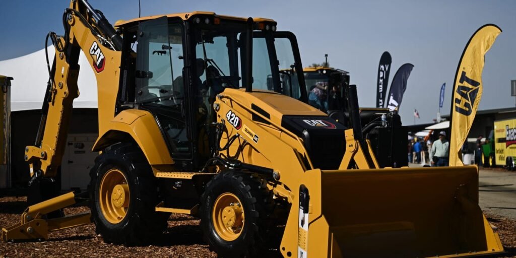 The Surprising Winners of the AI Boom: Caterpillar and Cummins