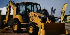 The Surprising Winners of the AI Boom: Caterpillar and Cummins