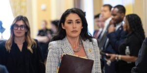 Why the Latest Effort to Ban Stock Trading in Congress Is Falling Flat Why the Latest Effort to Ban Stock Trading in Congress Is Falling Flat