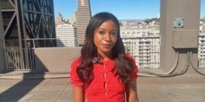 Woman Who Was Stuck in a Waymo Says It’s Safer Than Human Drivers