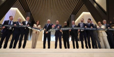 JPMorgan Says It Will Upgrade Its Offices to Fit a Growing Workforce