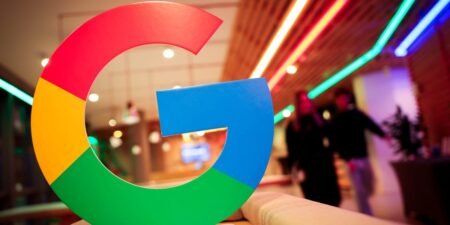 A Google AI Product Manager’s Career Advice: ‘Be a Crab’