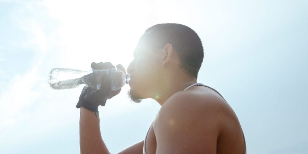 Elite Athletes Use the 4 P.m. Rule to Boost Hydration and Performance