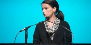 Internal Microsoft CFO Memo Calls Out AI Deals, Coding, and Chips Internal Microsoft CFO Memo Calls Out AI Deals, Coding, and Chips