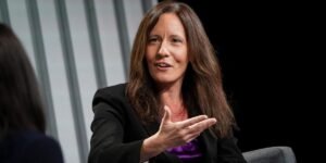 Read the Email Amazon Is Sending to Laid-Off Employees