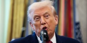 Trump Instructs ‘Representatives’ to Buy 0 Billion in Mortgage Bonds