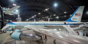 Take a look inside the Air Force One plane that carried 8 presidents and brought home JFK’s body from Dallas Take a look inside the Air Force One plane that carried 8 presidents and brought home JFK’s body from Dallas