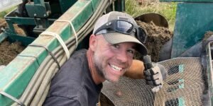 I was sick of never seeing my 6 kids. So I quit my Amazon job to become a tulip farmer.