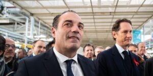 Stellantis CEO tells employees to channel Silicon Valley office culture as it prepares for 5-day RTO