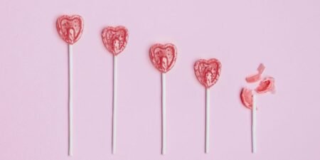 Public breakups are still a thing — and it’s awkward for everyone Public breakups are still a thing — and it’s awkward for everyone