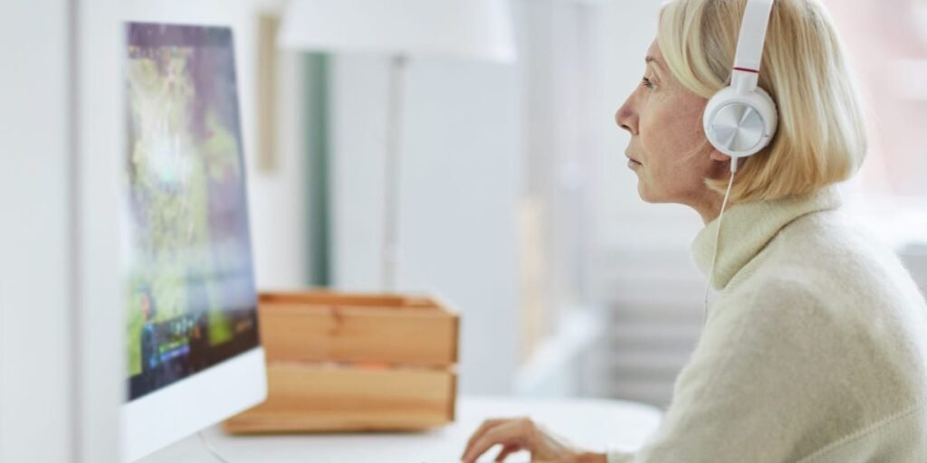 A brain-training game that takes less than 2 hours a week can reduce your risk of developing dementia by 25%, study finds