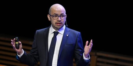 Google Deepmind CEO says the memory shortage is creating an AI ‘choke point’ Google Deepmind CEO says the memory shortage is creating an AI ‘choke point’