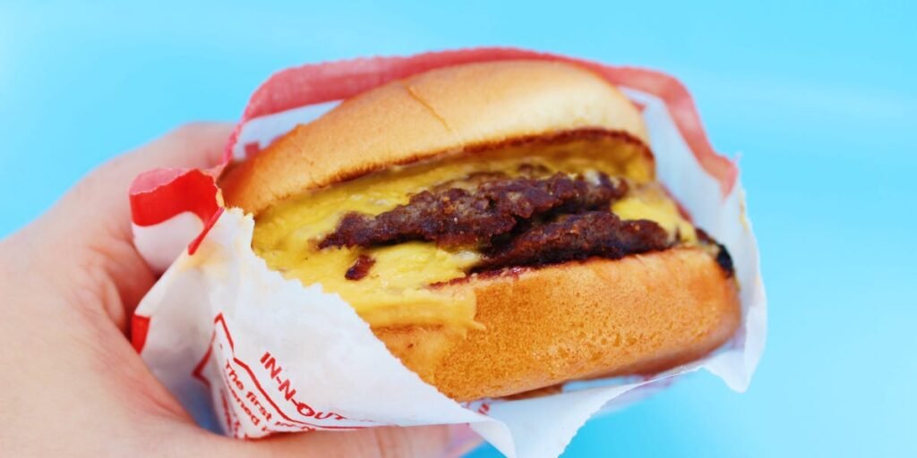 I ranked 13 fast-food double cheeseburgers from worst to best. My favorite was one of the cheapest.
