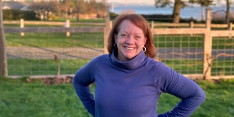 I’m spending 90 days living on a small, dreamy island in the Pacific Northwest to decide if I truly want to move there