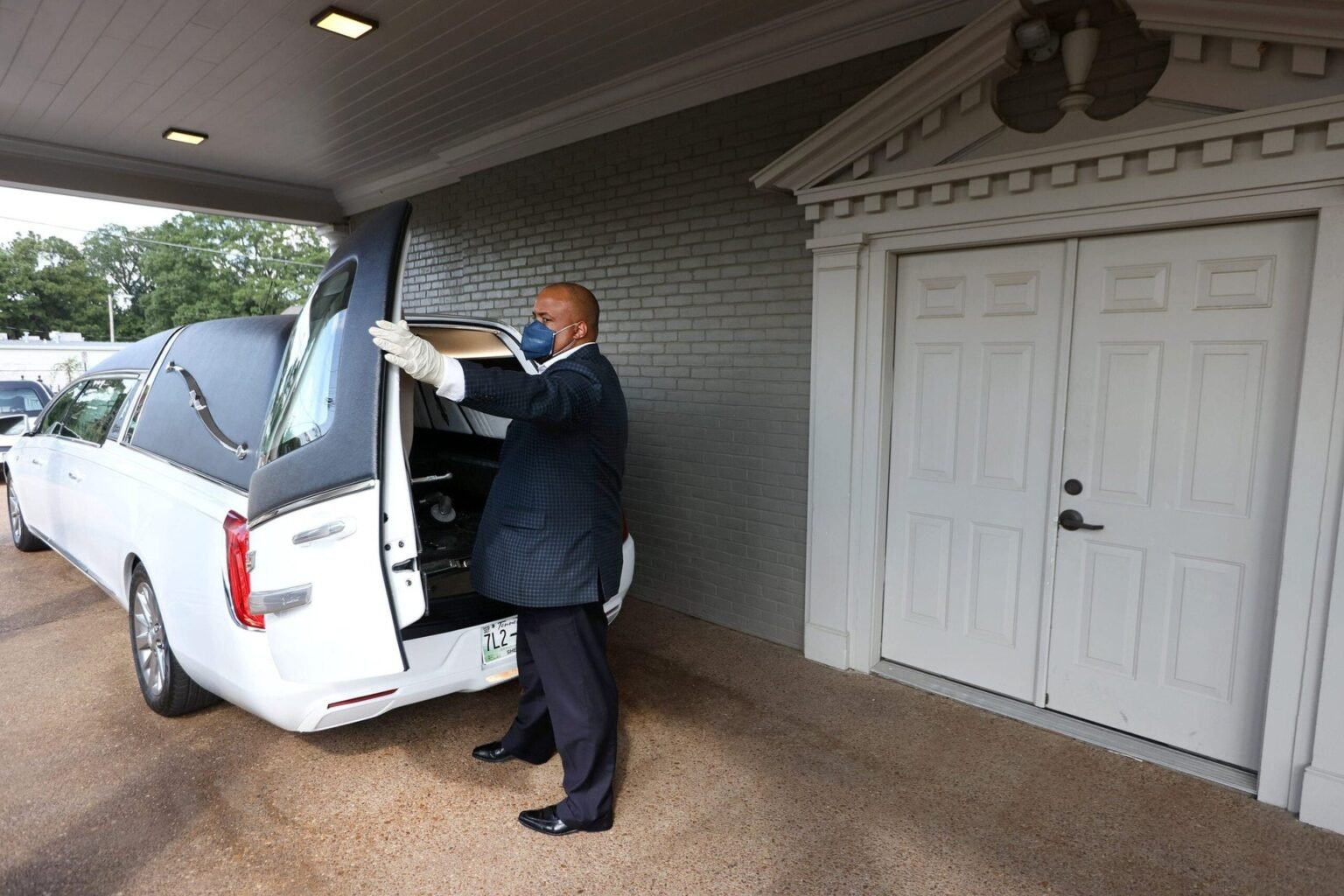 Why IRS Tax Refunds After Death Can Take Over a Year and What to Do