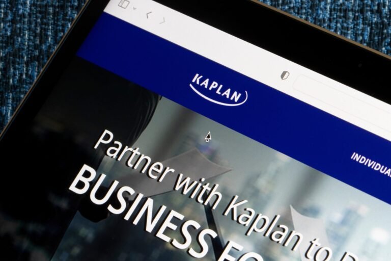 20 Companies Hiring for Part-Time, Work-From-Home Jobs 20 Companies Hiring for Part-Time, Work-From-Home Jobs