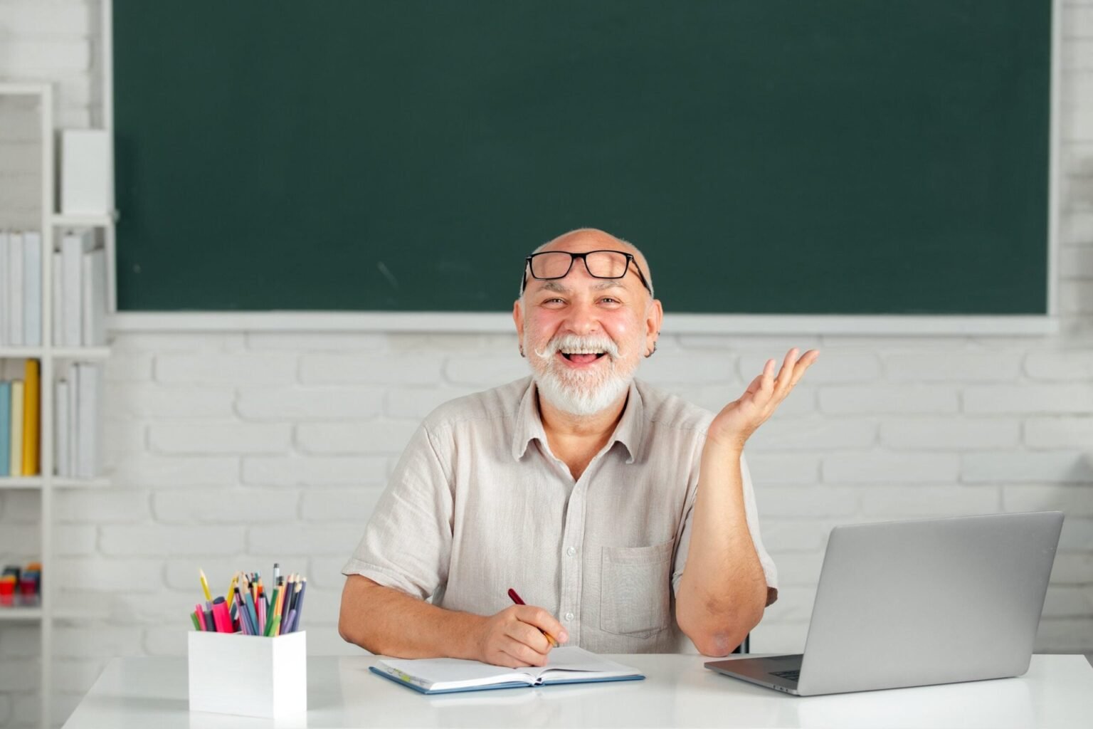 How to Be a Substitute Teacher — and How Much You Could Make