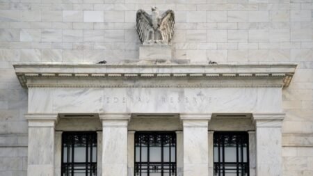 How the Federal Reserve Impacts Personal Loans