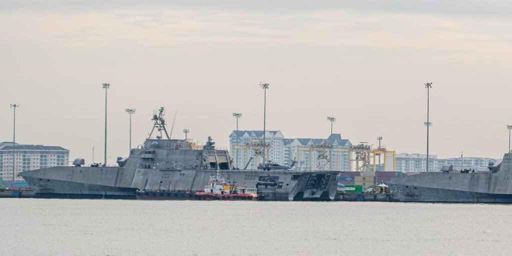 2 of the US’ 3 mine-hunting ships assigned to the Middle East were just seen in Asia 2 of the US’ 3 mine-hunting ships assigned to the Middle East were just seen in Asia