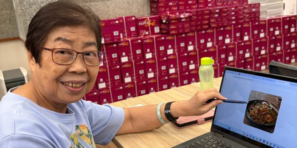 A room full of seniors took on AI — and didn’t blink