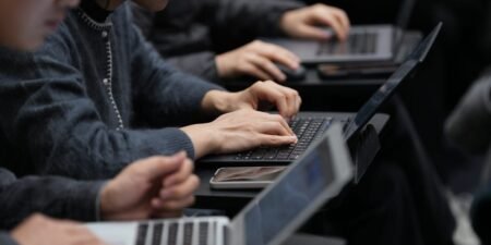 How to use AI without getting dumber, according to a serial entrepreneur