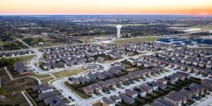 Large organizations — not people — own a significant portion of homes in these 10 cities Large organizations — not people — own a significant portion of homes in these 10 cities