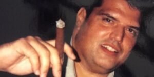 He weighed over 400 pounds as an FBI undercover agent — and it became his best disguise