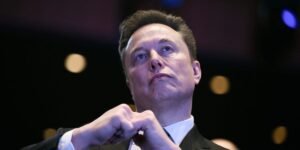Elon Musk offers to pay the salaries of TSA agents as Trump threatens to replace them with ICE Elon Musk offers to pay the salaries of TSA agents as Trump threatens to replace them with ICE