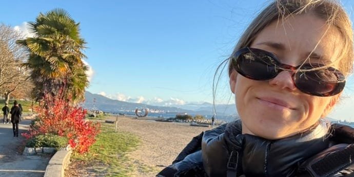 I gave up my corporate job to travel full-time and live in other people’s homes for free I gave up my corporate job to travel full-time and live in other people’s homes for free