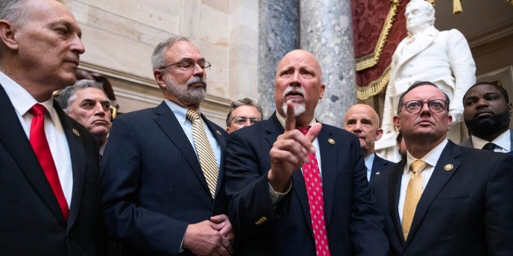 TSA agents to start getting paid again as soon as Monday, DHS says TSA agents to start getting paid again as soon as Monday, DHS says