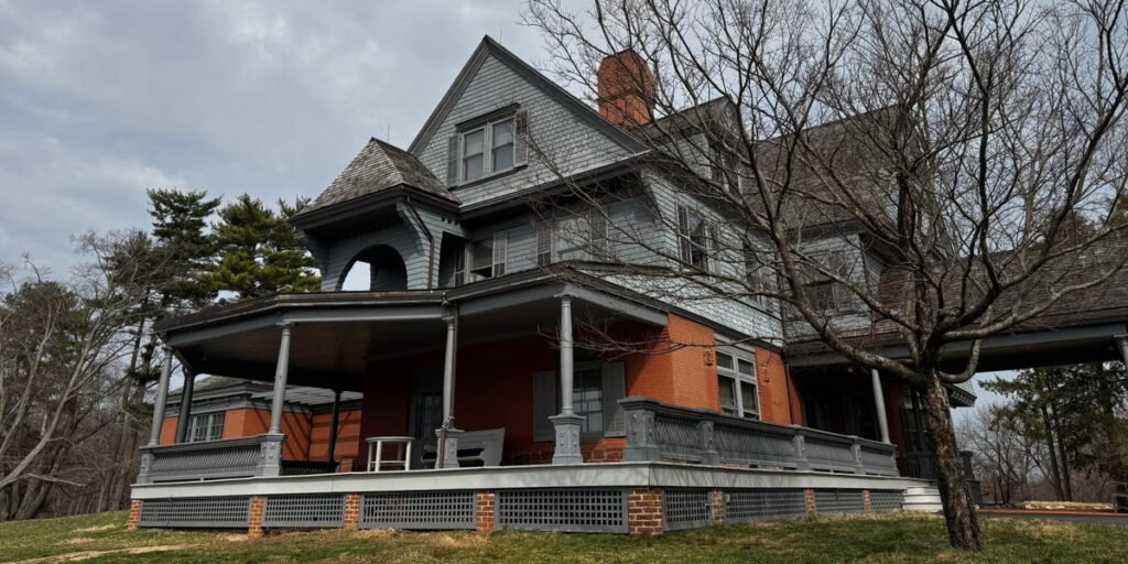 I visited Sagamore Hill, the country estate of President Theodore Roosevelt, dubbed the ‘Summer White House.’ Take a look.