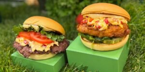 I tried Shake Shack’s new Clubhouse Pimento Cheese menu. It puts a fun spin on a classic Masters snack.