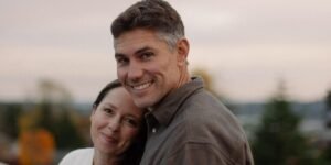 He didn’t want to move away from his friends, so he built them an apartment building. Now, they all own it. He didn’t want to move away from his friends, so he built them an apartment building. Now, they all own it.