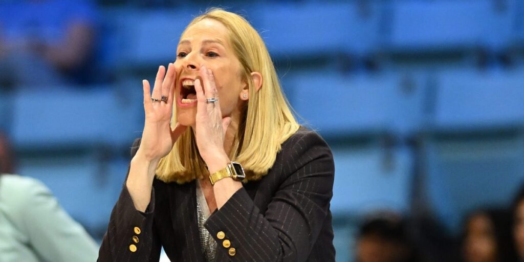 There’s a valuable leadership lesson in this viral March Madness moment