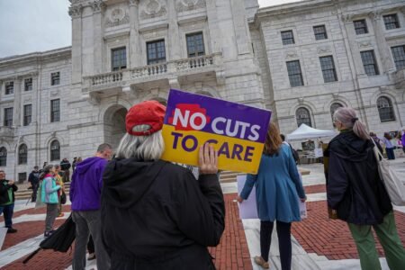 Rising Health Costs Push Some Middle-Aged Adults to Skip the Doc Until Medicare