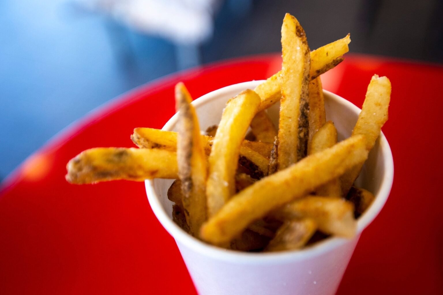 Five Guys CEO Gives .5M to Employees After Botched BOGO Deal Five Guys CEO Gives .5M to Employees After Botched BOGO Deal