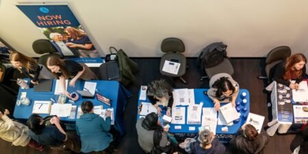 6 mistakes job seekers should avoid when using AI for résumés, cover letters, and networking