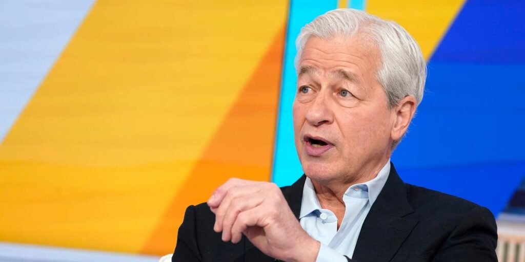 Jamie Dimon shared a key career lesson he’s ‘learned and relearned’ — don’t make big decisions on Fridays