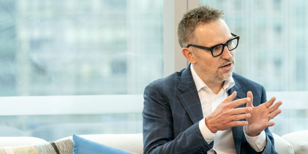 LinkedIn CEO grades career moves: Cover letters get a ‘D’, while job-hopping earns an ‘A’ LinkedIn CEO grades career moves: Cover letters get a ‘D’, while job-hopping earns an ‘A’