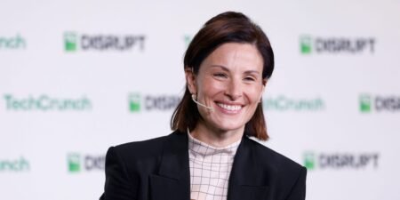 A top Netflix exec explains the streamer’s plan to conquer your phone