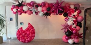 Inside Tinder HQ, from Celsius drinks and a ‘de-stress with Legos’ station to espresso on the roof deck