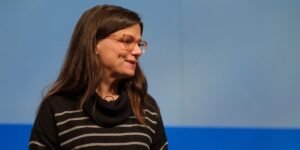 Internal Microsoft CFO memo touts ‘increased pace’ and ‘tighter’ teams