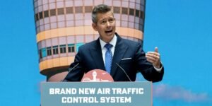 Trump officials want to recruit gamers without college degrees to be air traffic controllers Trump officials want to recruit gamers without college degrees to be air traffic controllers