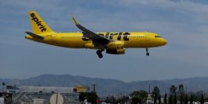 What smart people are saying about a potential Spirit Airlines bailout