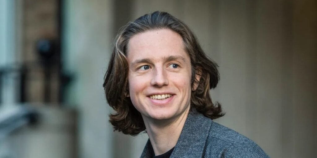 Why AI hasn’t replaced every ‘automatable’ job — yet Why AI hasn’t replaced every ‘automatable’ job — yet