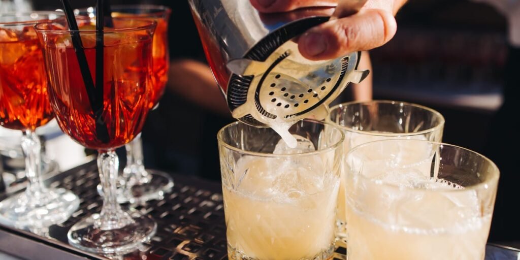 Bartenders share 8 underrated cocktails they think customers should order more often Bartenders share 8 underrated cocktails they think customers should order more often